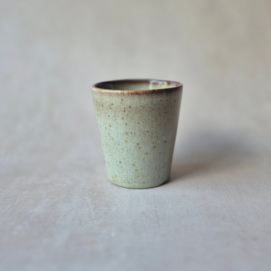 Becher Vila Nova mint braun