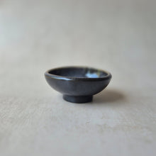 Load image into Gallery viewer, Tapasschüssel Beja schwarz
