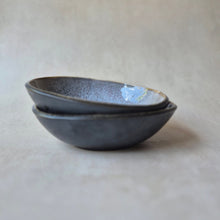Lade das Bild in den Galerie-Viewer, Ovaler Pastateller Beja schwarz
