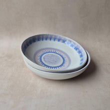 Lade das Bild in den Galerie-Viewer, Pastateller Alfama lila
