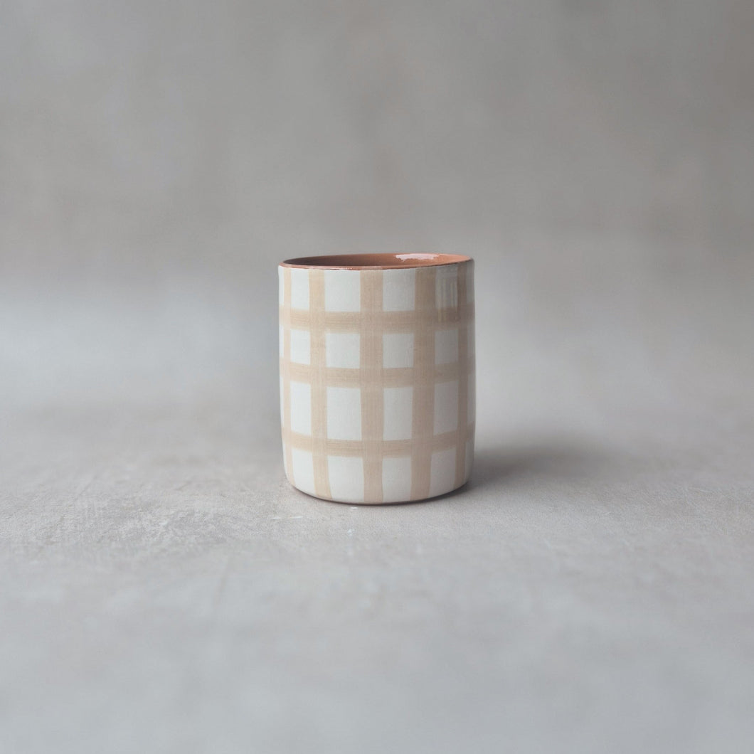 Kaffeebecher breit kariert beige