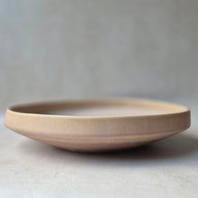 Lade das Bild in den Galerie-Viewer, Grosse Servierschüssel Santiago beige
