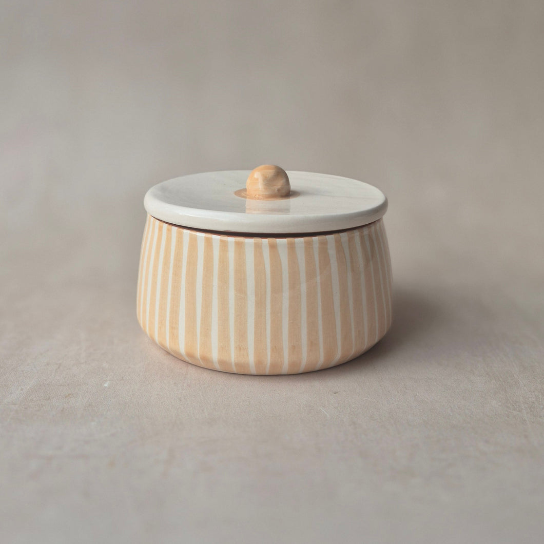 Keramikdose gestreift beige