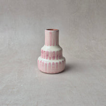 Load image into Gallery viewer, Stepped Vase mini mauve
