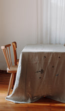 Load image into Gallery viewer, Tischtuch Colorinha, 145 x 250 cm
