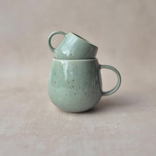 Lade das Bild in den Galerie-Viewer, Tasse Aveiro sage gesprenkelt
