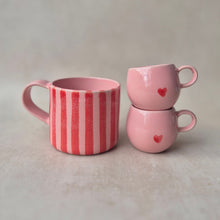 Lade das Bild in den Galerie-Viewer, Espressotasse Bola Amor
