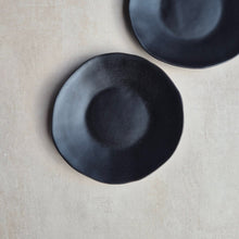 Lade das Bild in den Galerie-Viewer, Teller klein Fatima schwarz
