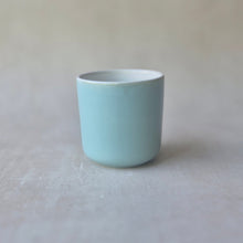 Lade das Bild in den Galerie-Viewer, Kaffeebecher Azul do Céu
