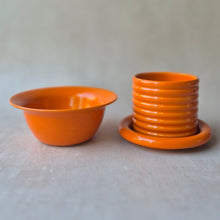 Lade das Bild in den Galerie-Viewer, Neni Plate orange
