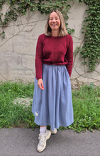 Lade das Bild in den Galerie-Viewer, The Airy Midi Skirt sky blue
