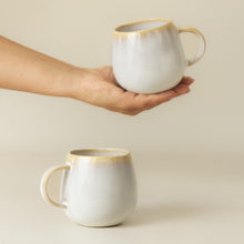 Load image into Gallery viewer, Grosse Tasse Amazônia weiss
