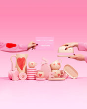 Lade das Bild in den Galerie-Viewer, Krug 1.5 l Happy Hearts
