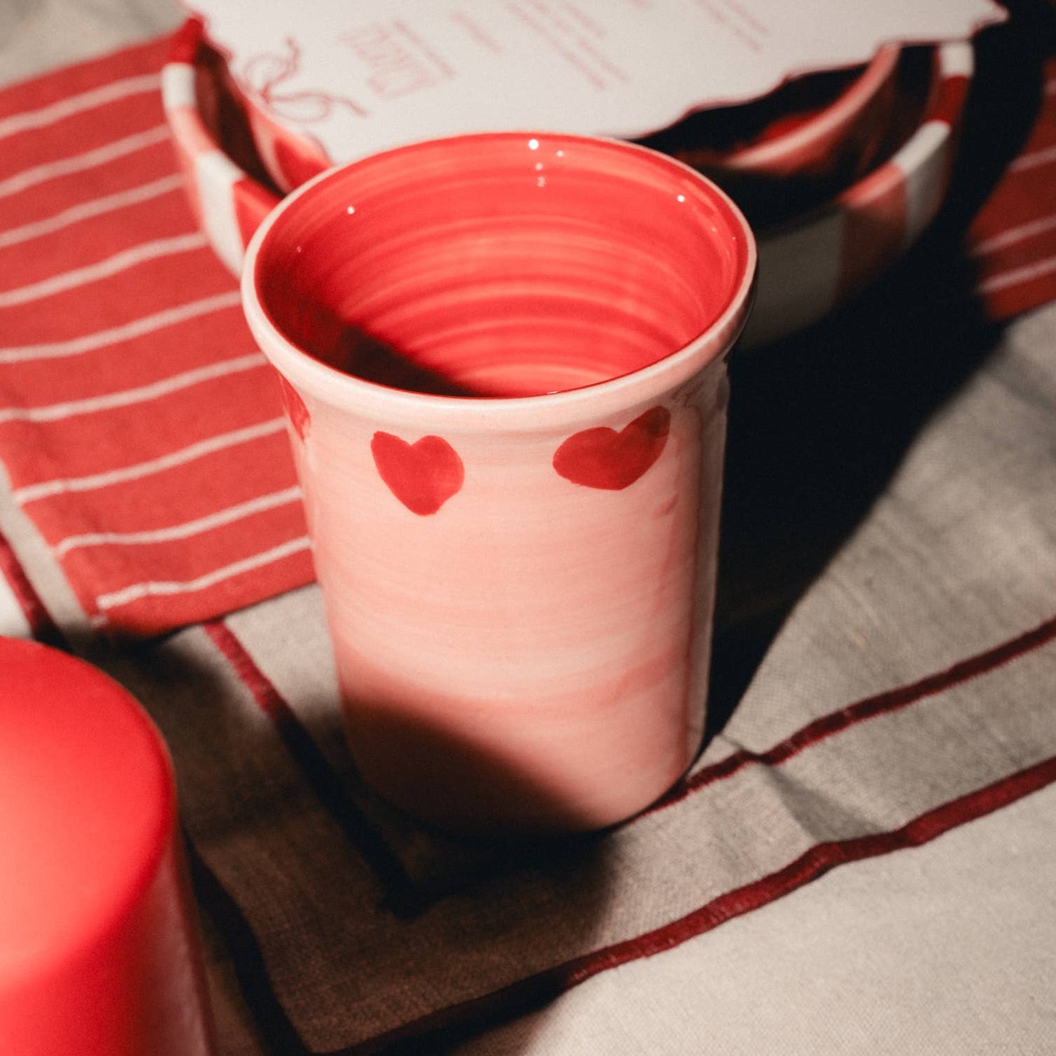 Grosser Kaffeebecher Hearts – alma barru
