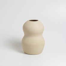 Load image into Gallery viewer, The Palus Vase
