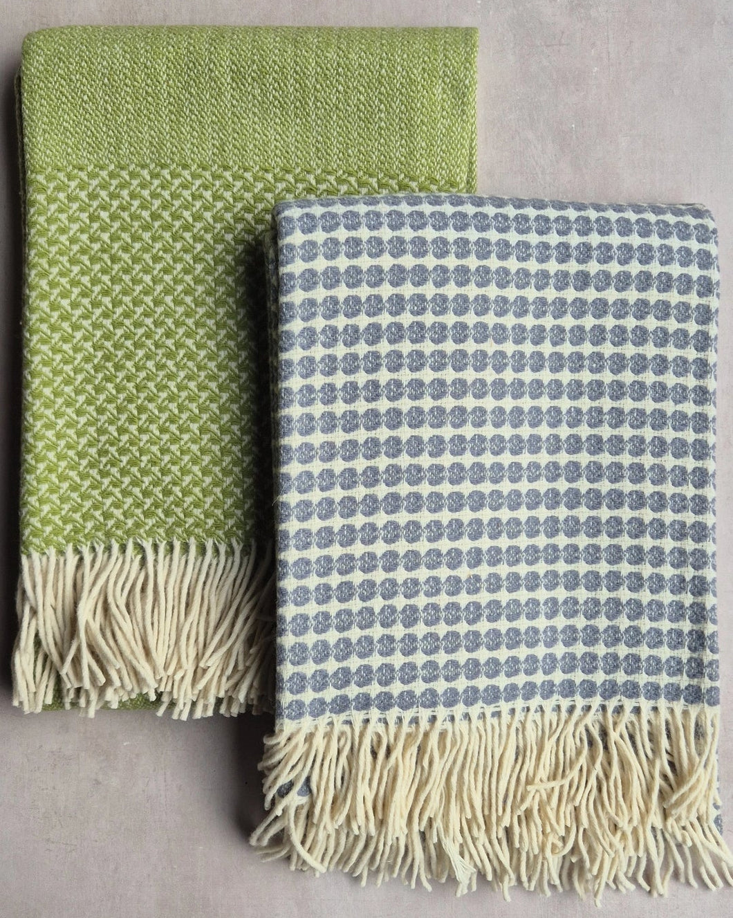 Handgewebte Wolldecke Milho grau