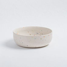 Lade das Bild in den Galerie-Viewer, Pasta-Schale Konfetti white
