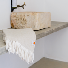 Lade das Bild in den Galerie-Viewer, Softest Cotton Blanket stone
