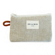 Lade das Bild in den Galerie-Viewer, Mini-Pouch aus Jacquardstoff stripes beige
