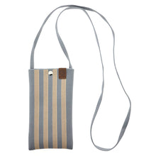 Lade das Bild in den Galerie-Viewer, Riviera Phone Bag rauchblau taupe
