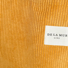 Lade das Bild in den Galerie-Viewer, Grosse Tasche aus softem Cord ocker
