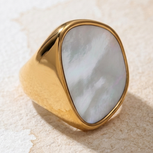 Load image into Gallery viewer, Luna Ring
