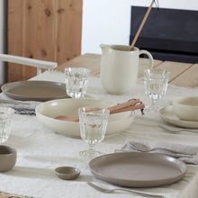 Load image into Gallery viewer, Kleiner Teller Pacifica taupe
