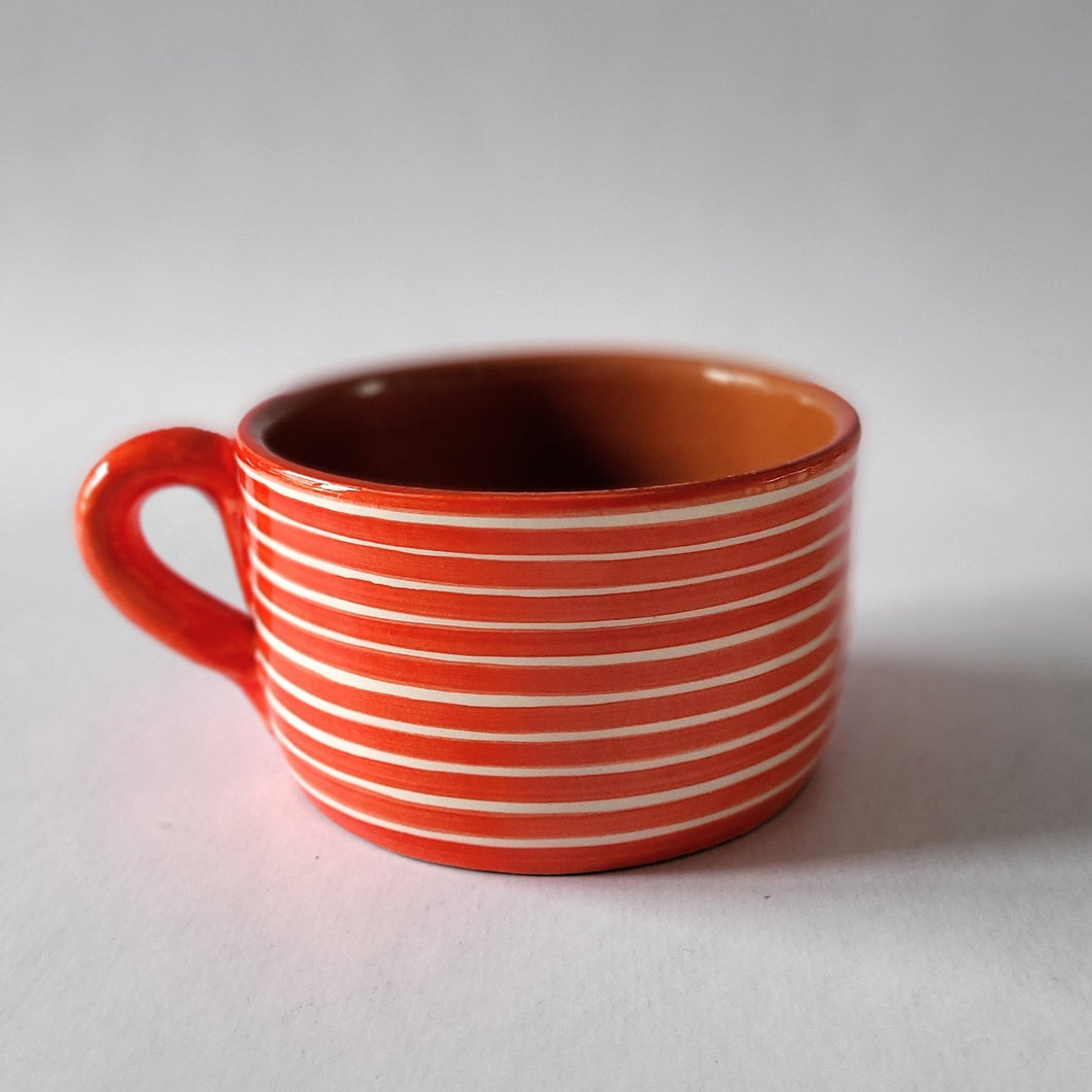 Cup ringed red