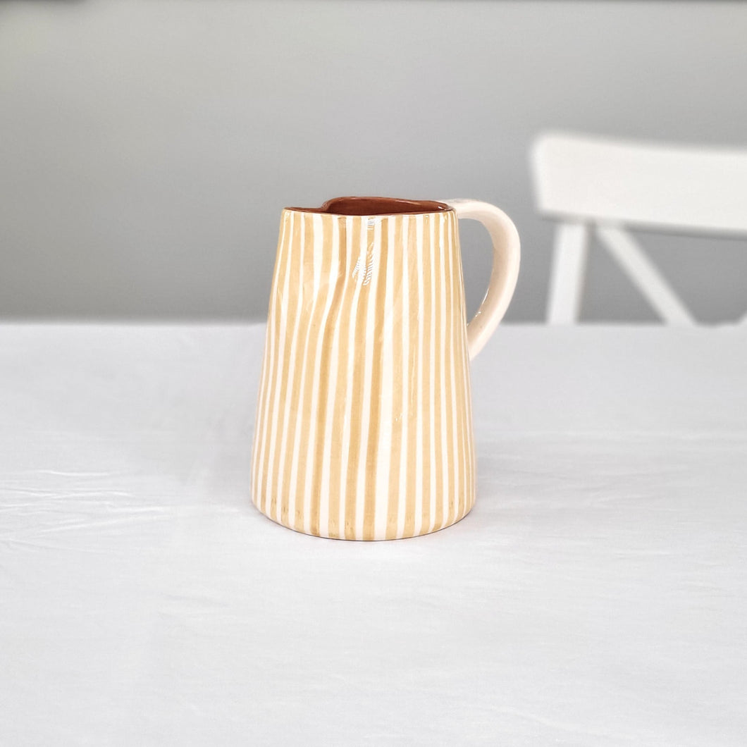 Jug 0.6 l striped beige