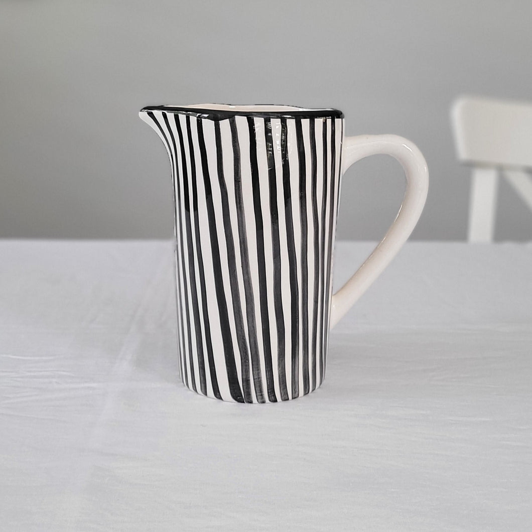 Pitcher Óbidos 1.2 l striped black