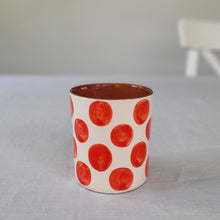 Load image into Gallery viewer, Coffee mug dots red
