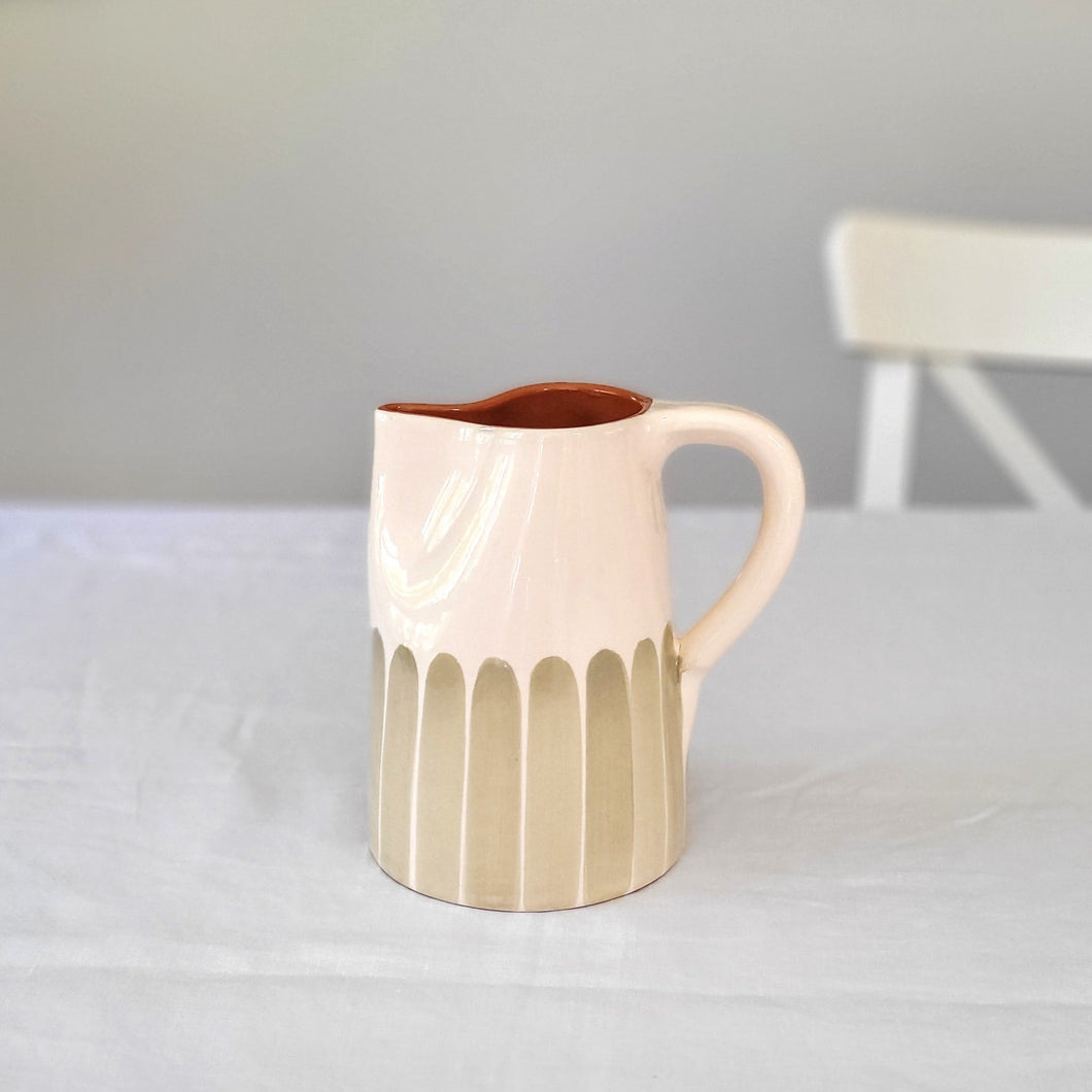Pitcher 0.6 l Columns say