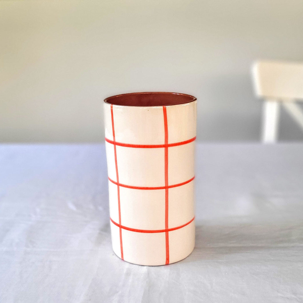 Vase droit à carreaux rouge