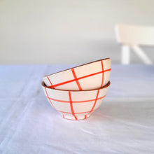 Lade das Bild in den Galerie-Viewer, Tapasbowl kariert rot
