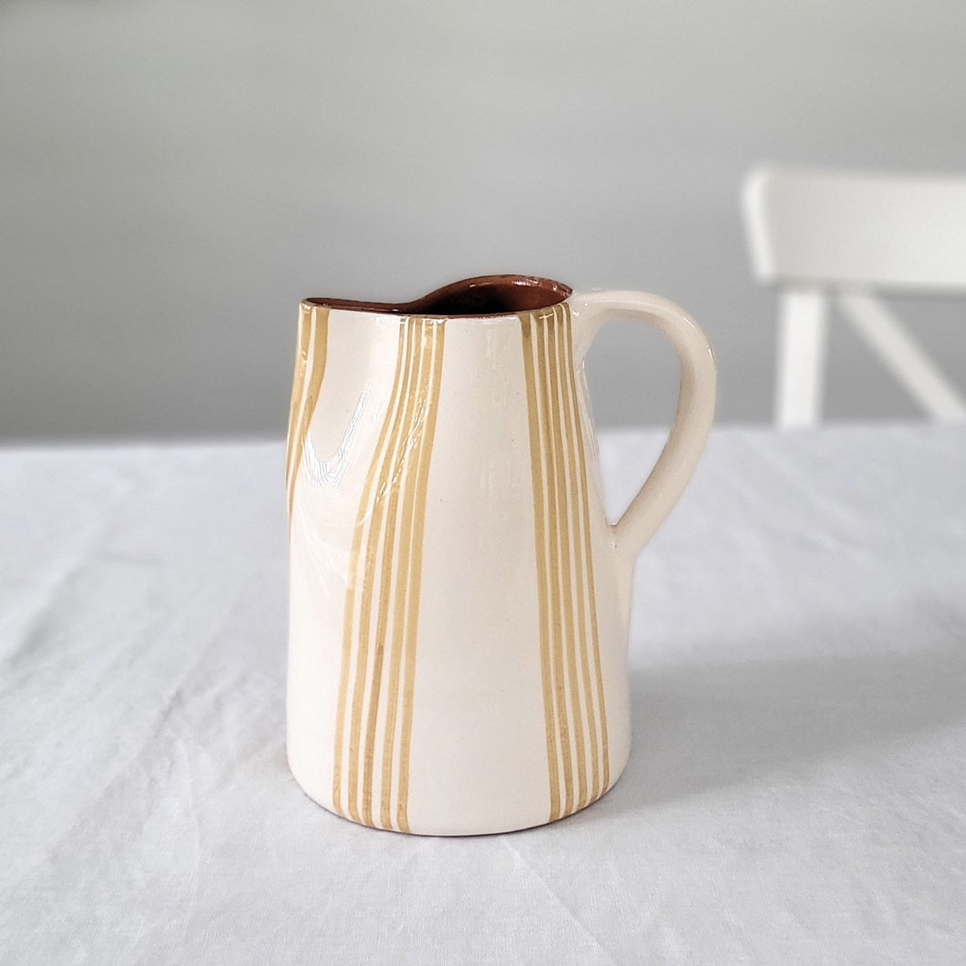 Krug 1 l gruppiert gestreift beige