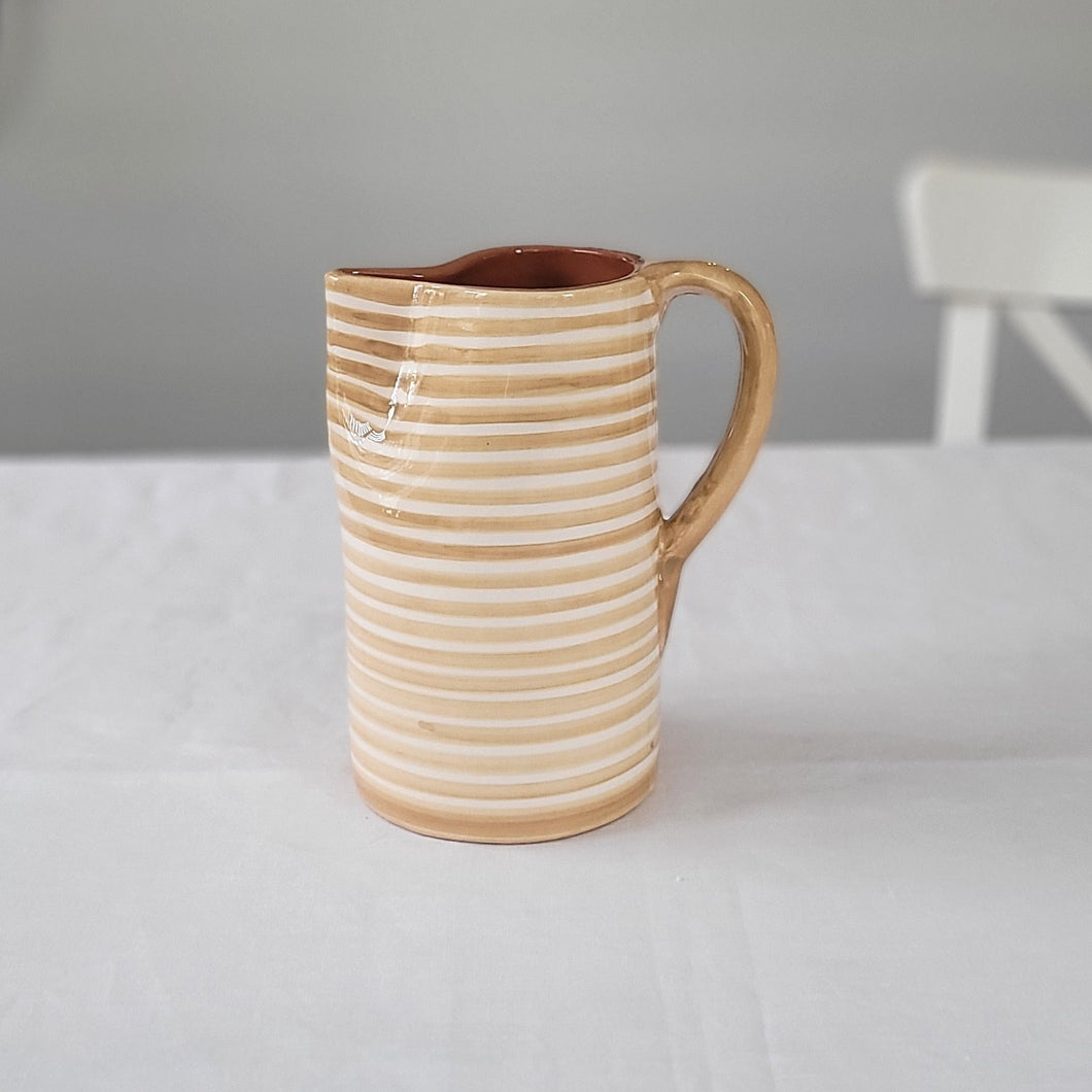 Pitcher cylinder ringed beige