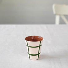 Lade das Bild in den Galerie-Viewer, Espressobecher kariert grün
