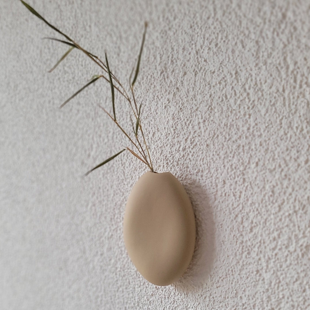 Organic wall vase made of porcelain small beige