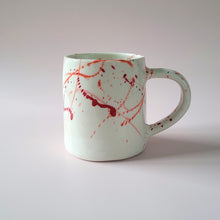 Charger l&#39;image dans la galerie, Grande tasse Artsy Shades of Pink
