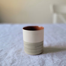 Lade das Bild in den Galerie-Viewer, Kaffeebecher halb sage
