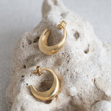 Lade das Bild in den Galerie-Viewer, Mina Earrings
