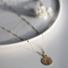 Load image into Gallery viewer, Modesto Necklace

