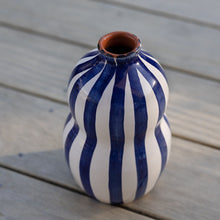 Lade das Bild in den Galerie-Viewer, Gourd Vase blau
