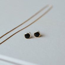 Load image into Gallery viewer, Ceramic earrings mini black gold
