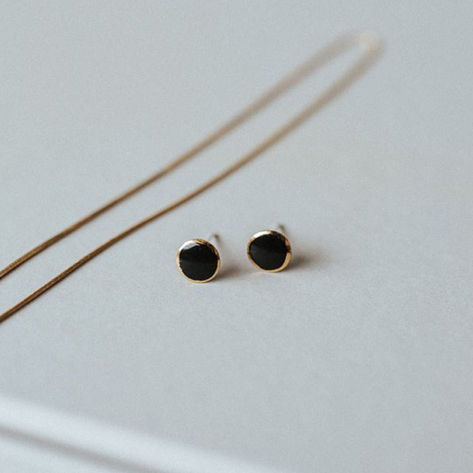 Ceramic earrings mini black gold