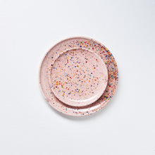 Lade das Bild in den Galerie-Viewer, Teller gross Konfetti blush
