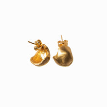 Lade das Bild in den Galerie-Viewer, Mendes Earrings
