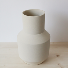 Charger l&#39;image dans la galerie, Le vase Sado
