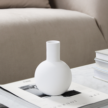 Lade das Bild in den Galerie-Viewer, The Pico Vase
