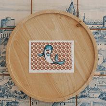 Load image into Gallery viewer, Postcard Golfinho with Pastel de Nata
